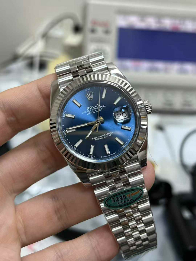 1000079306