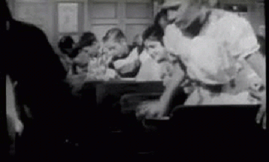 2aOUdn.gif