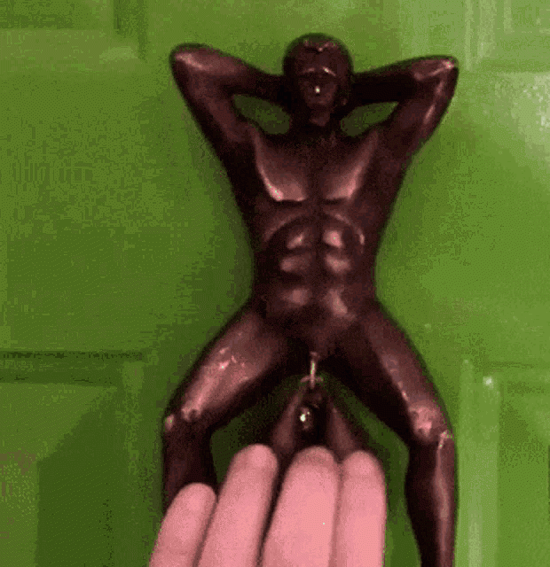 2gQHj2.gif
