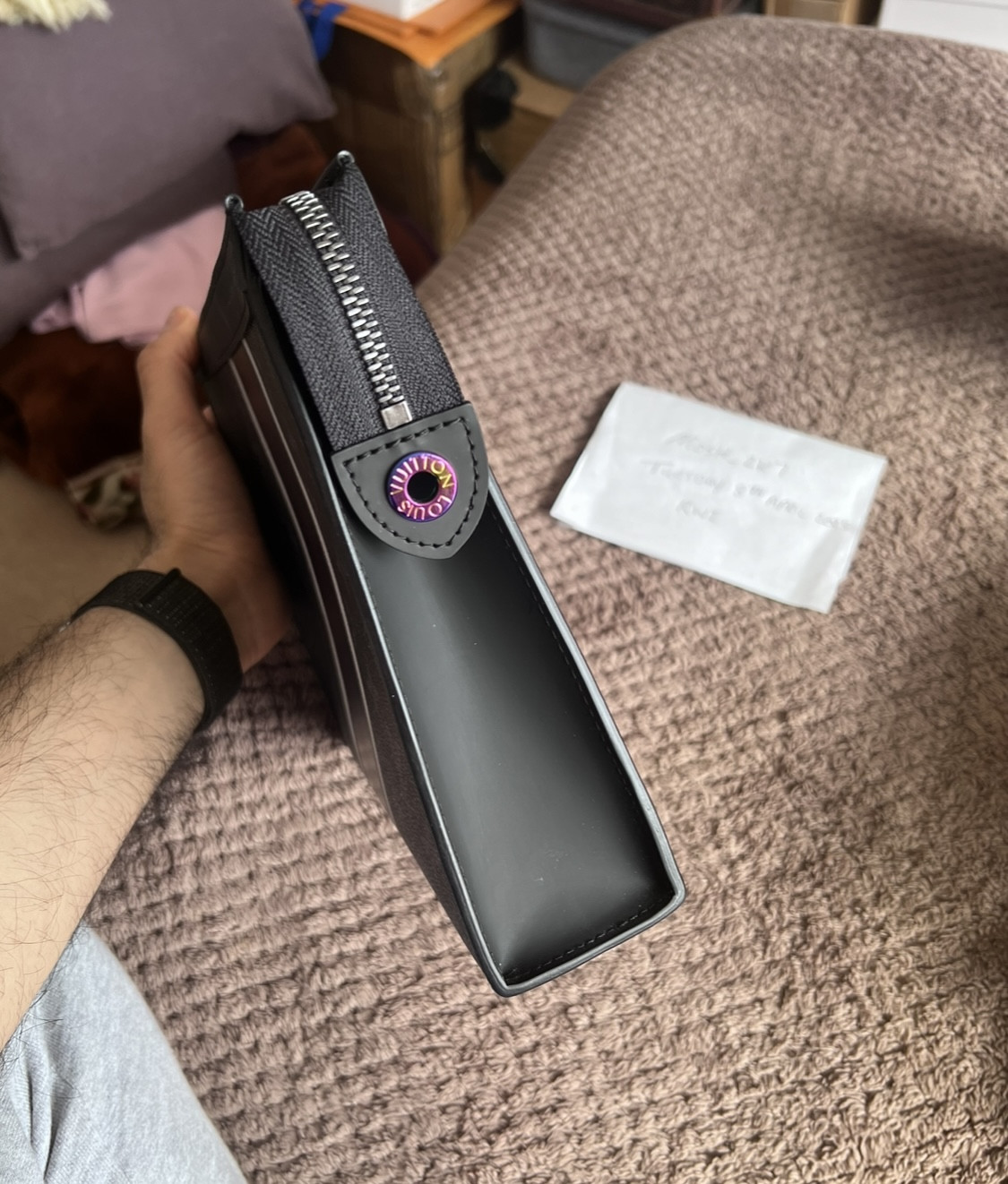2rF68I.jpeg