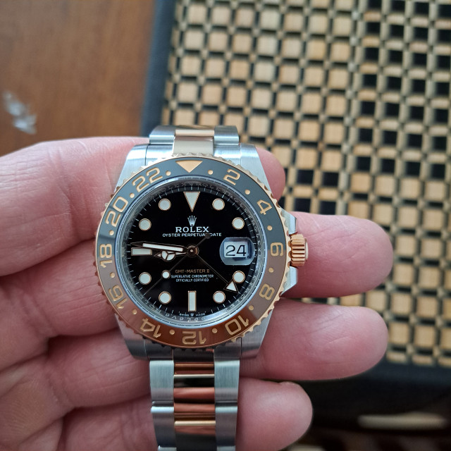 1000031990