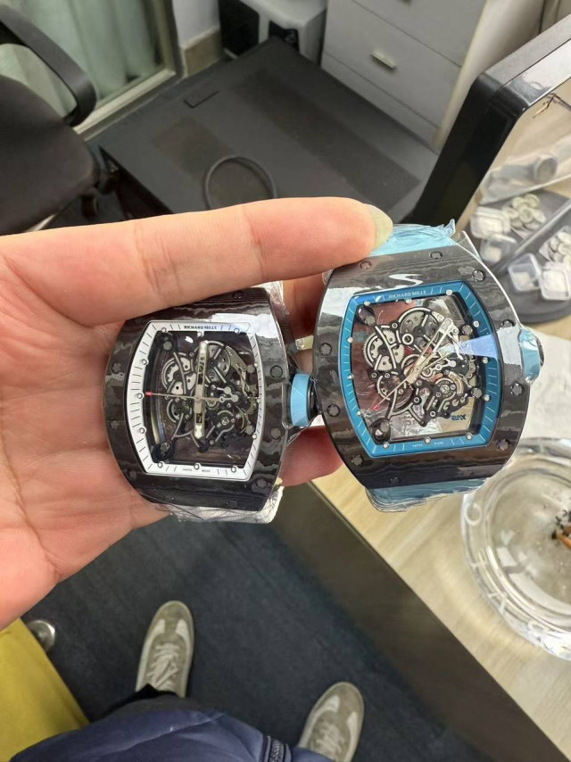 1000049129