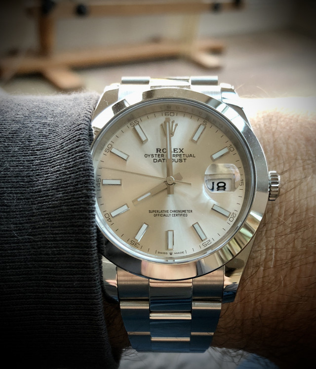 38hm4i.jpg