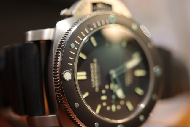 3AF77L.jpg