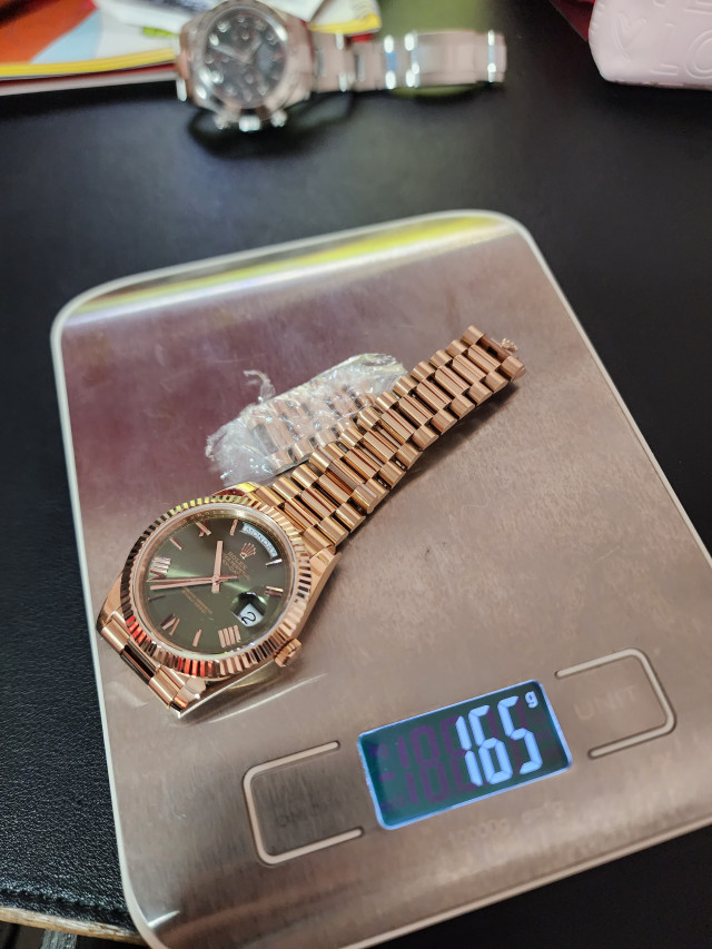 16750027922447213040960974561660