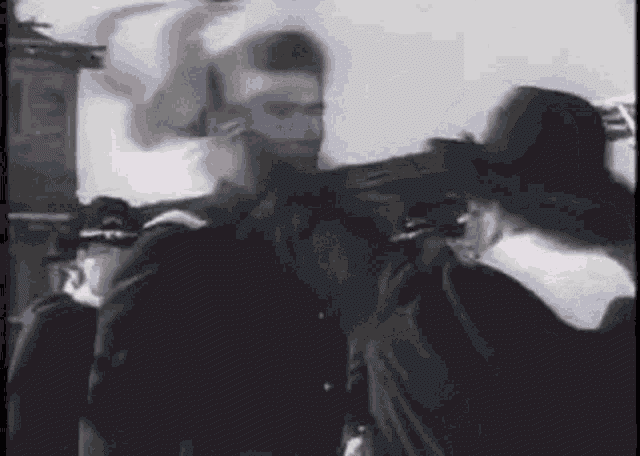 HZbdfJ.gif