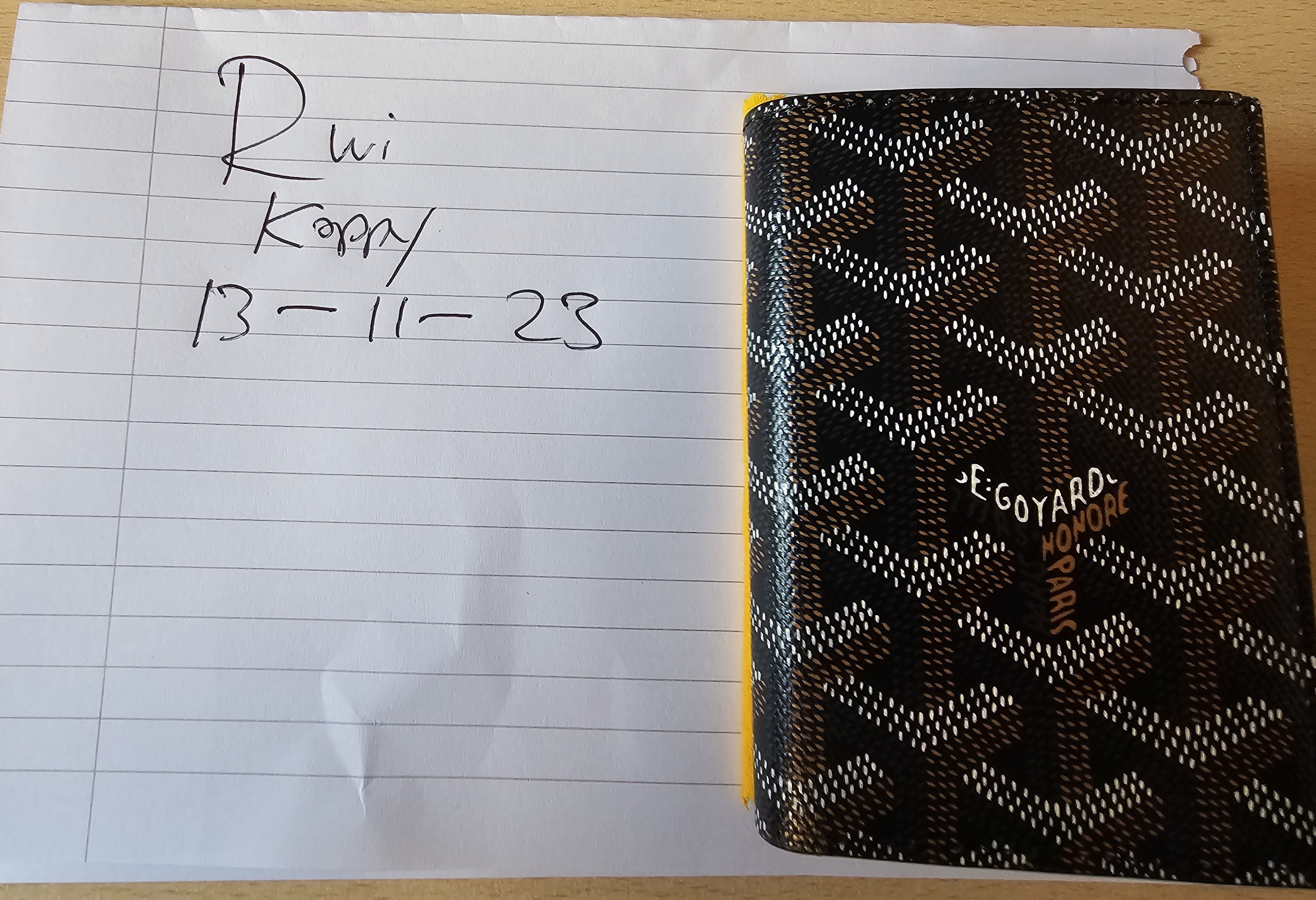 How to tell if outlet goyard wallet is fake