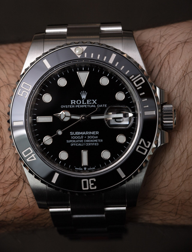 Rolex Submariner 126610 LN watch 5