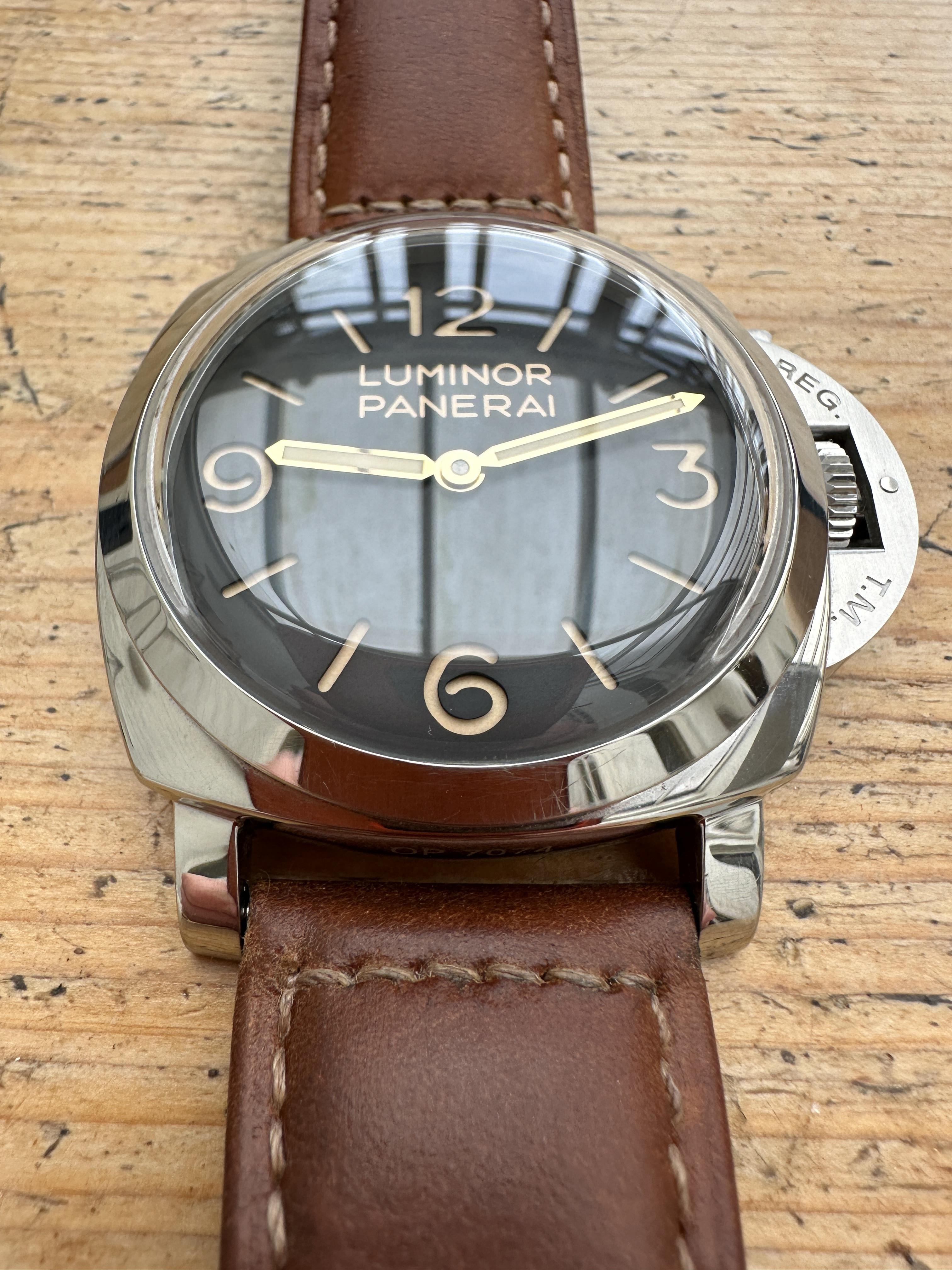 SOLD Panerai Pam 372 Luminor 1950 UK EU Replica Watch Info