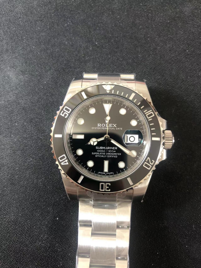 BA43DFC5 DC24 4FA9 BF92 EF6368A9C7DE