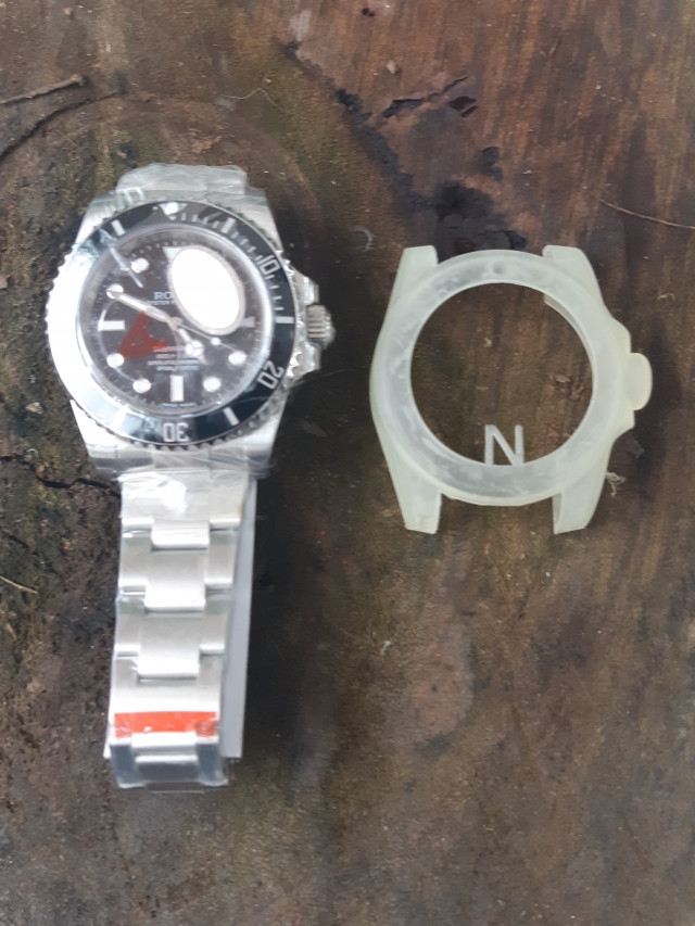 Sub 16610 SH3135 vs Noob 114060 - Ρολόγια Replica