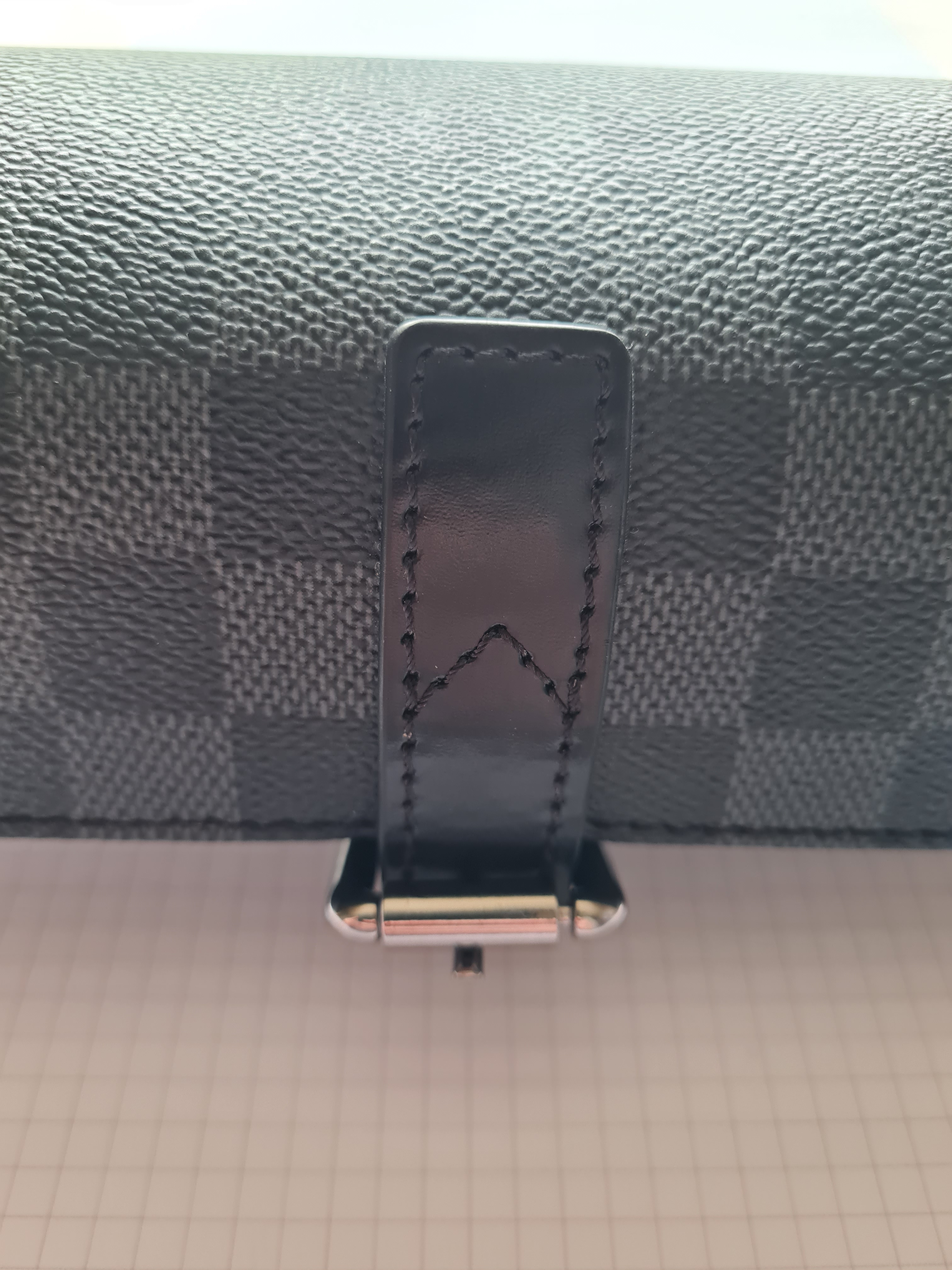 Replica Louis Vuitton N41137 3 Watch Case Damier Graphite Canvas For Sale