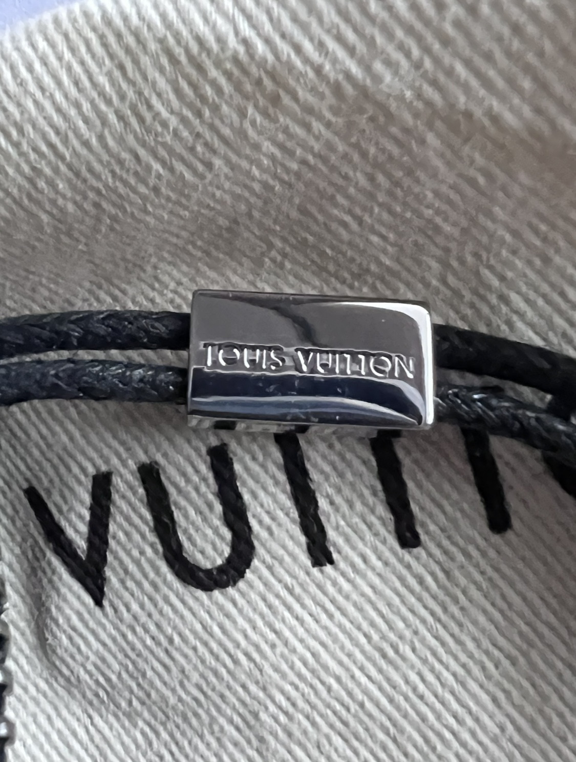 Part 2 - Louis Vuitton - Replica Accessories (Wallets, Belts