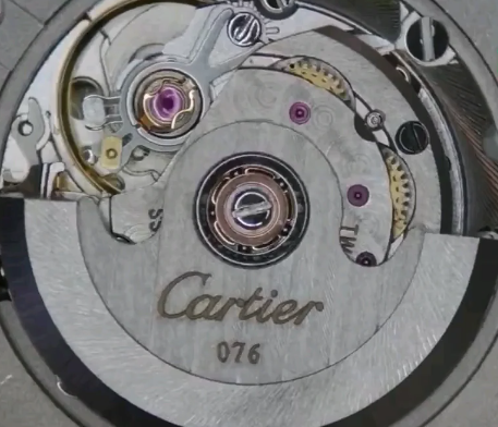 Cartier Ballon Bleu 33mm A1853 vs Cal.076 Replica Watch Info