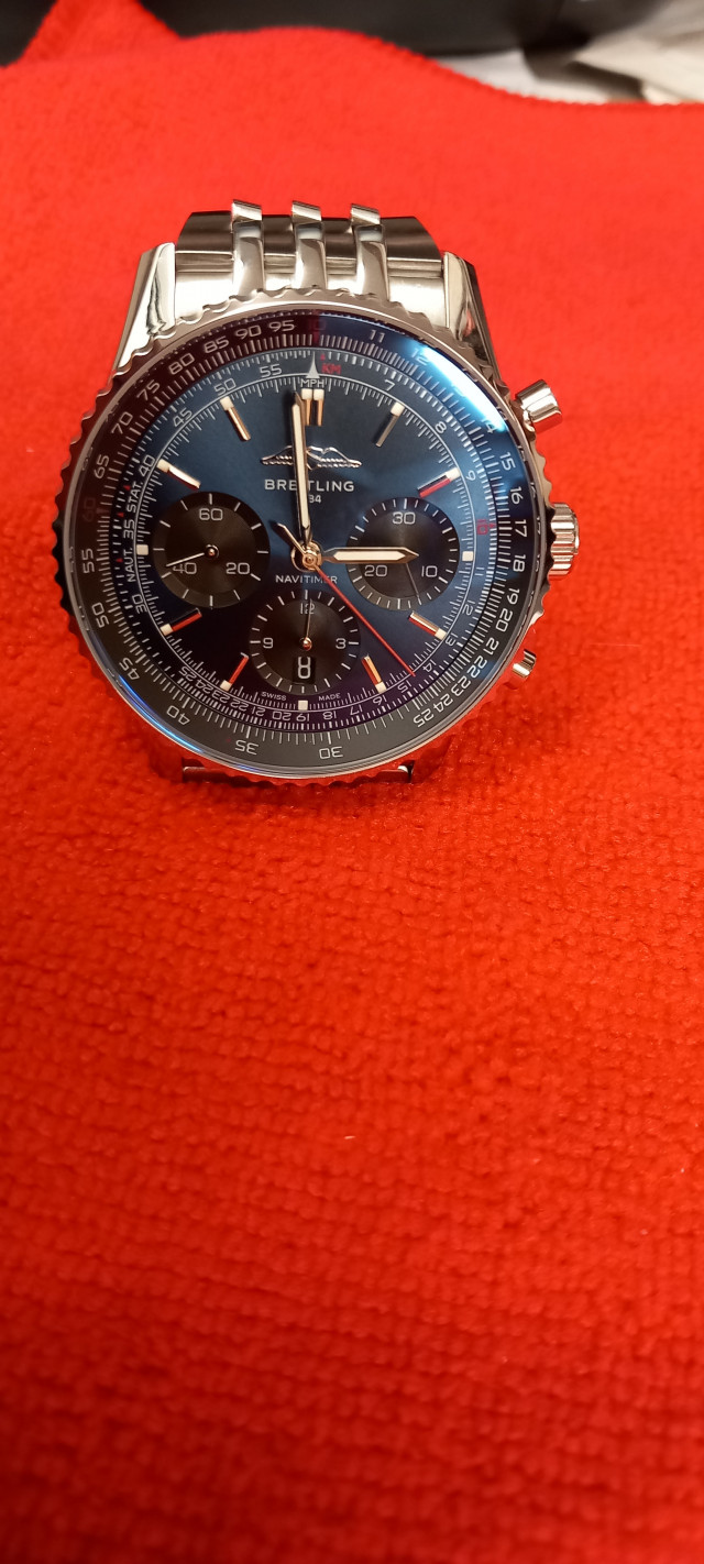 Breitling B01 1