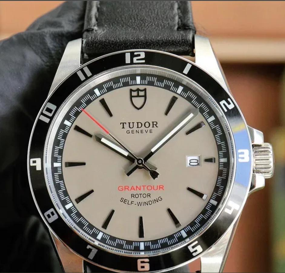 TUDOR Black Bay Chrono - Tudor