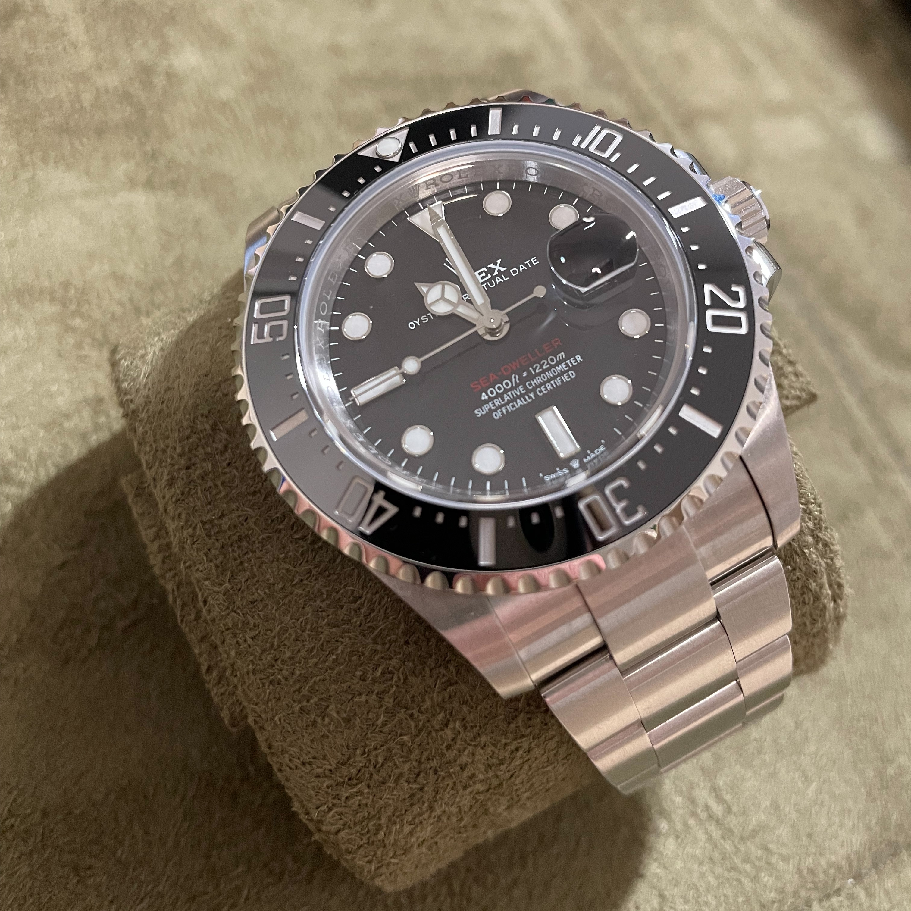 Rolex sea outlet dweller 126600 forum