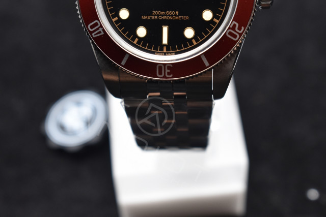 a1709811005916