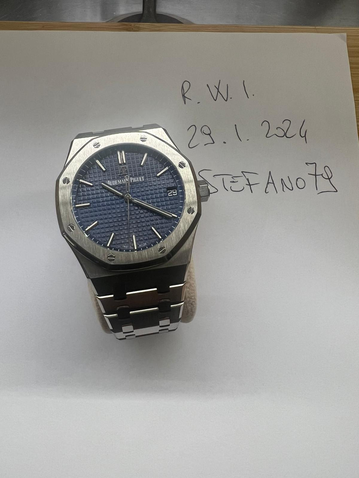 SOLD Ap royal oak 15500 zf v2 blue Replica Watch Info