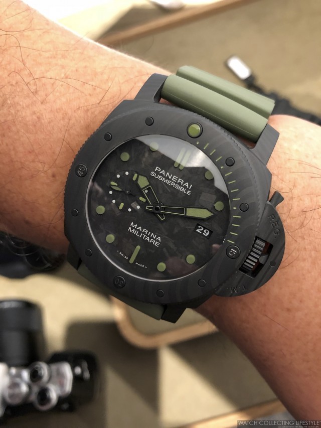 Panerai+Submersible+Marina+Militare+Carbotech+Special+Edition+PAM961+Wristshot