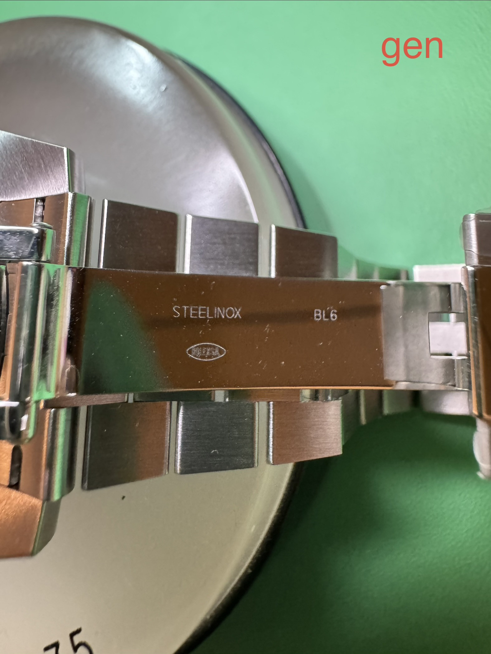 GMT 126710 Clean plus vs Gen  - Ρολόγια Replica