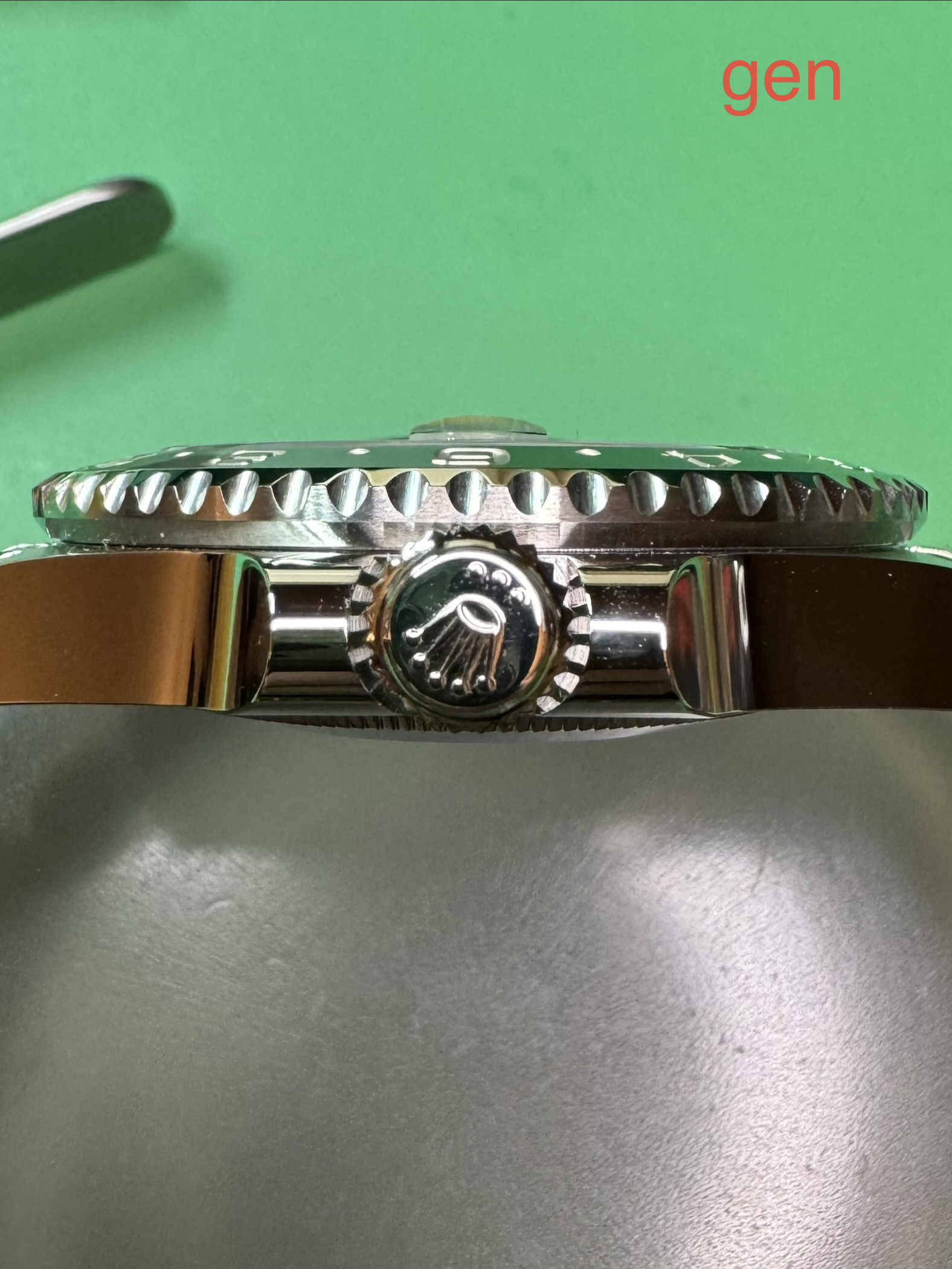 GMT 126710 Clean plus vs Gen  - Ρολόγια Replica