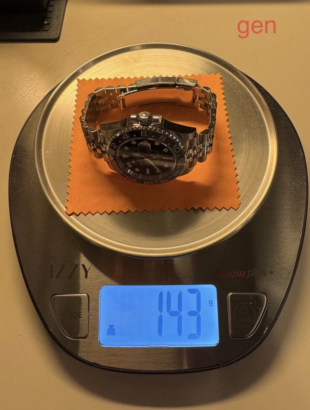 GMT 126710 Clean plus vs Gen  - Ρολόγια Replica