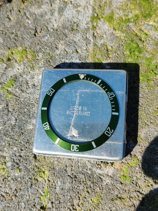 Z4lHQ8.jpg
