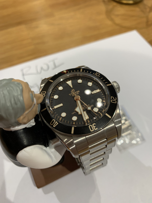 ZN4025.jpg