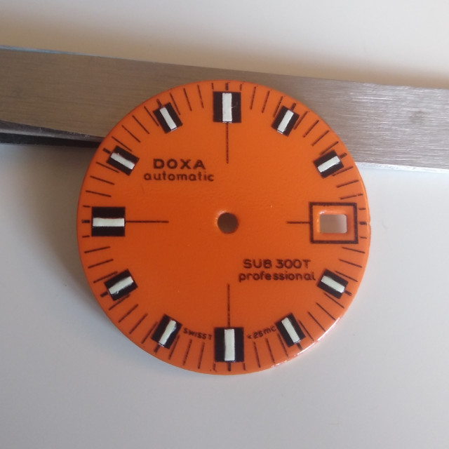 01 DIAL FRONT SIDE