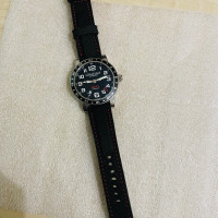 hD8hZY