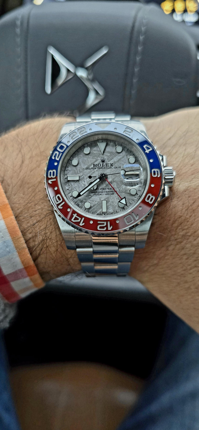 1000044197