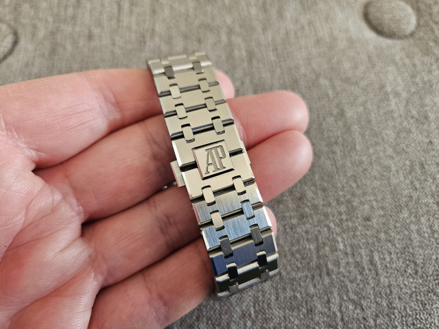 1000030257
