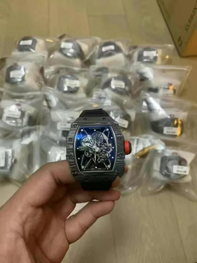 hT8Uwv