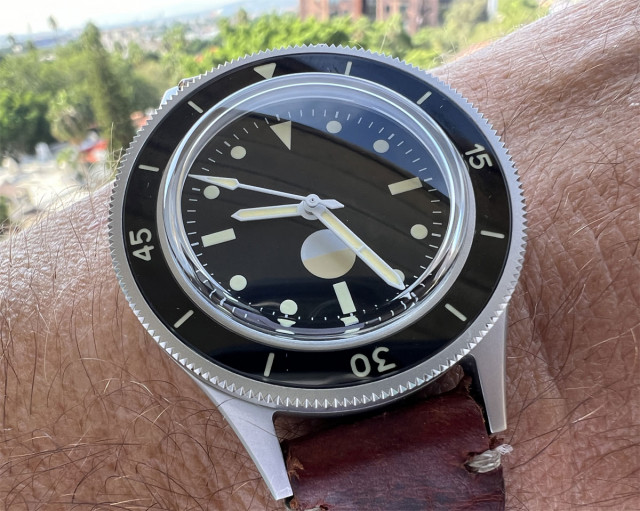 R6 wristshot 1