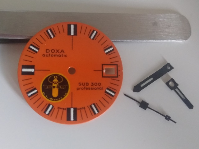 01 DIAL FACE
