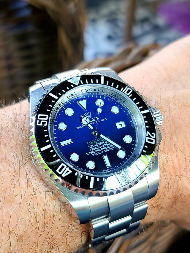 jKx928.jpg