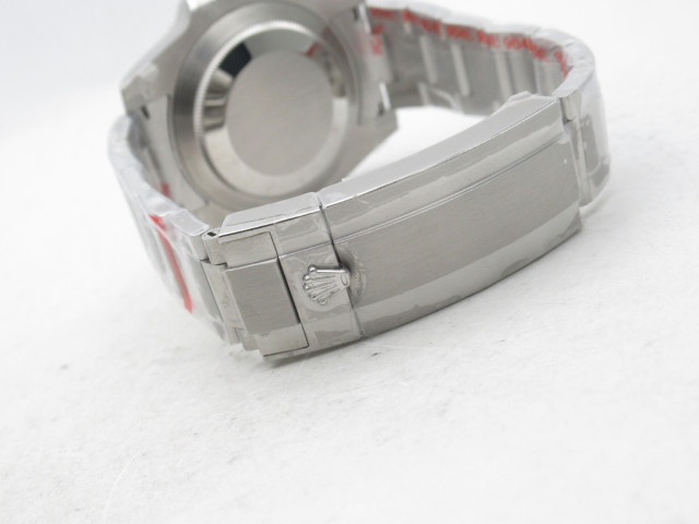 46A47CDC C613 497B BE3D F11FF9F16B0B