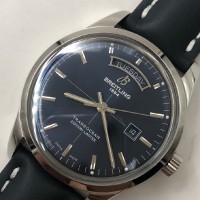 v49Mj