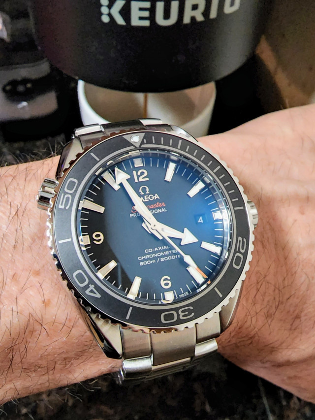 zH56mv.jpg