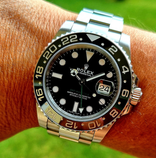 116710LN 02